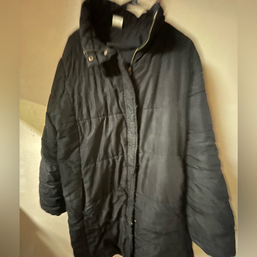 Motherhood Black Puffer Coat